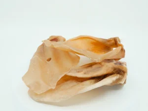Getrocknete Kalbsohren aus Schweizer Herkunft