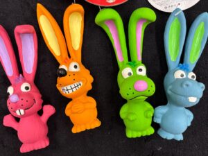Latex Spielzeug Hase mit langen Ohren